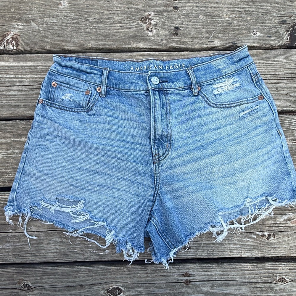 American Eagle Outfitters Light Blue Distressed Cutoff Denim Shorts Size 10